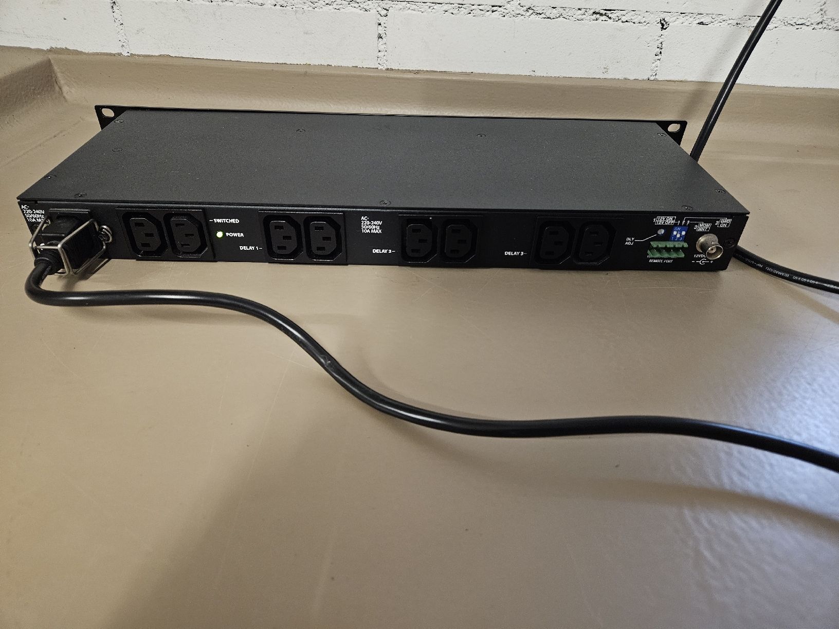 Alimentazione elettrica: Furman PS-8RE lll Power Conditioner – Usato da Wildberg venduto da Reunionevents 2