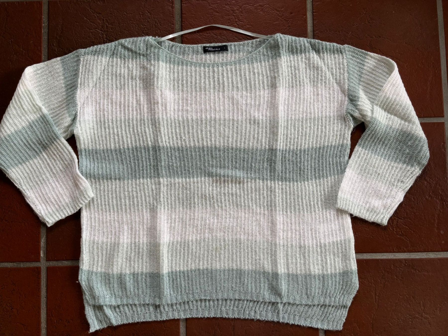 Maglioni & Felpe: Jean Pascale; weiss/türkis gestreifter Strick-Pullover Gr. L – Usato da Boniswil venduto da Totomat-Lady