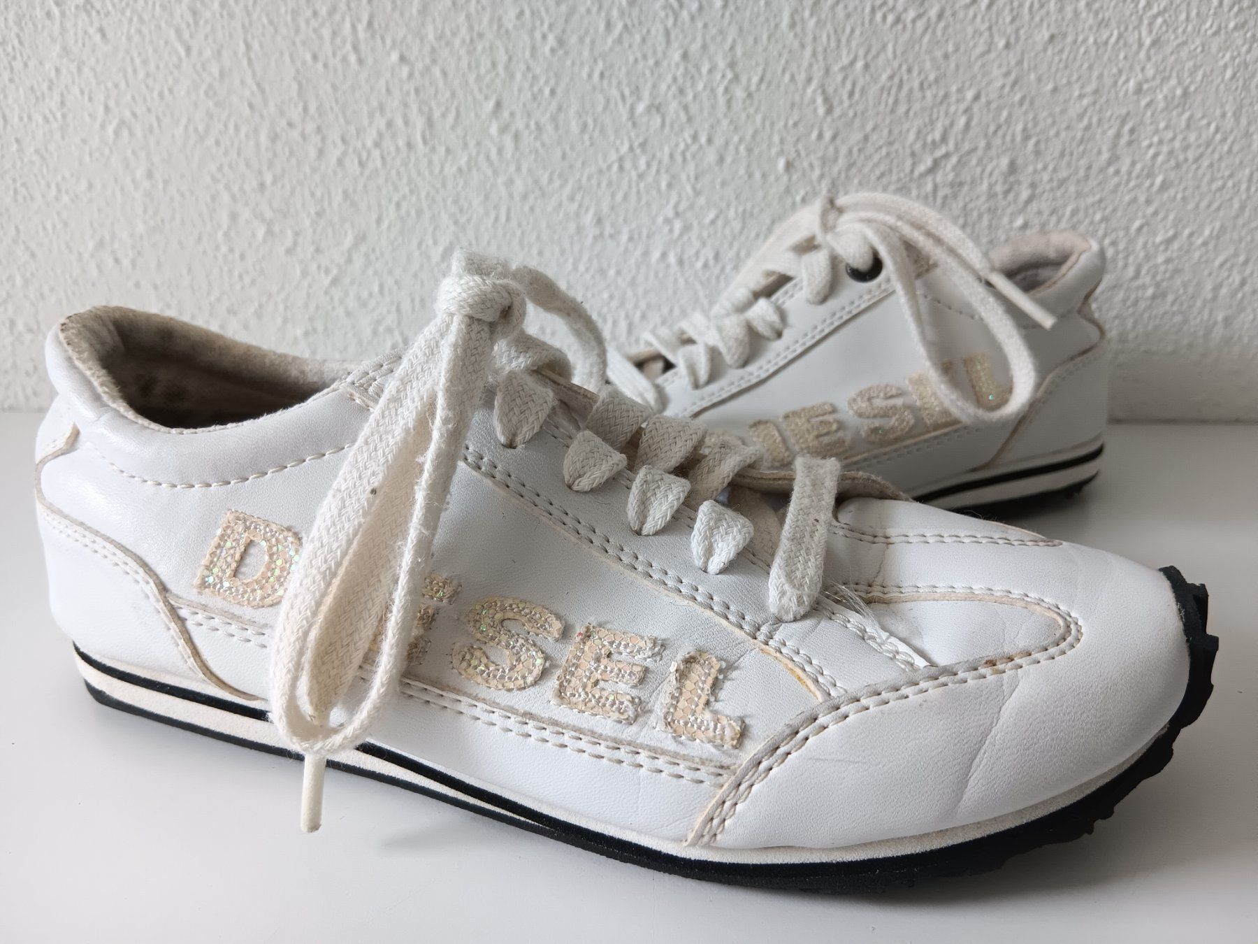 Diesel Scarpe per ragazzi: DIESEL Sneakers pointure / Nummer 31 – Usato da Cossonay-ville venduto da Super-Price-Quality