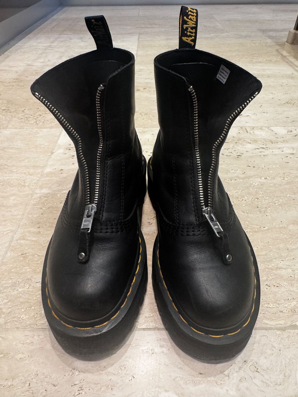 Dr. Martens Damenschuhe: Dr. Martens Jetta Gr. 39 – Gebraucht aus Zürich von robyy 3