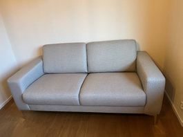 Couch / Sofa grau 2-Sitzer