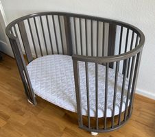 Komplettes Stokke Baby- und Kinderbett Sleepi V2 (grau)