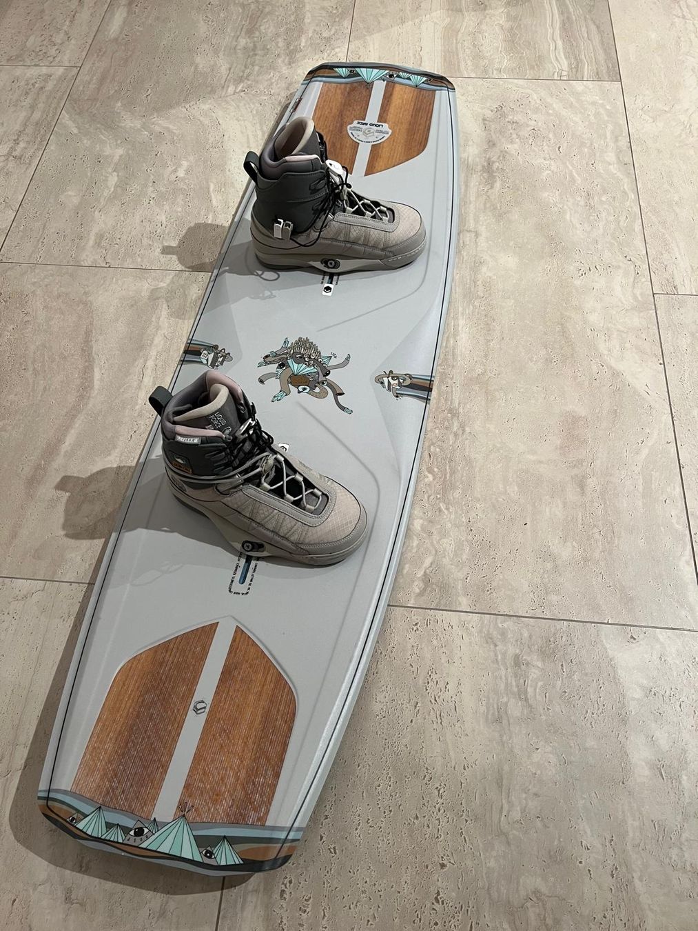 Tavole da surf e di nuoto: Liquid Force Wakeboard Peak 146cm – Usato da Kefikon TG venduto da ang_wlf7