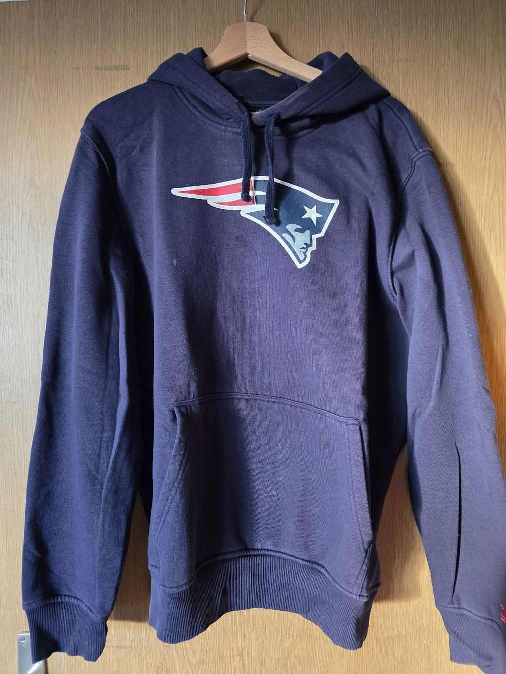 Maglioni & Felpe: New England Patriots Hoodie / Pullover NFL – Usato da Bronschhofen venduto da dvnb 1