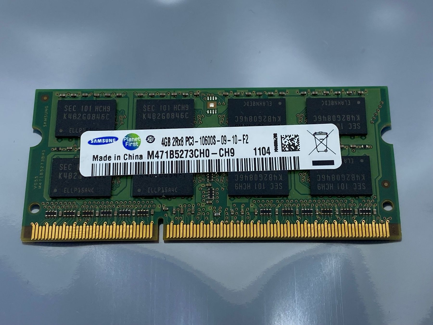 Samsung Memoria / RAM: 4GB Samsung 2Rx8 PC3 - 10600S Notebook Memory Modul – Usato da Langwiesen venduto da Restposten-24 1
