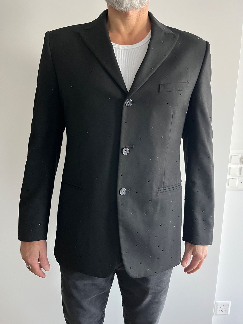 Giacche: Schwarzes Sakko mit Strass, Gazzarini Uomo – Usato da Birrwil venduto da Bruce1968 1