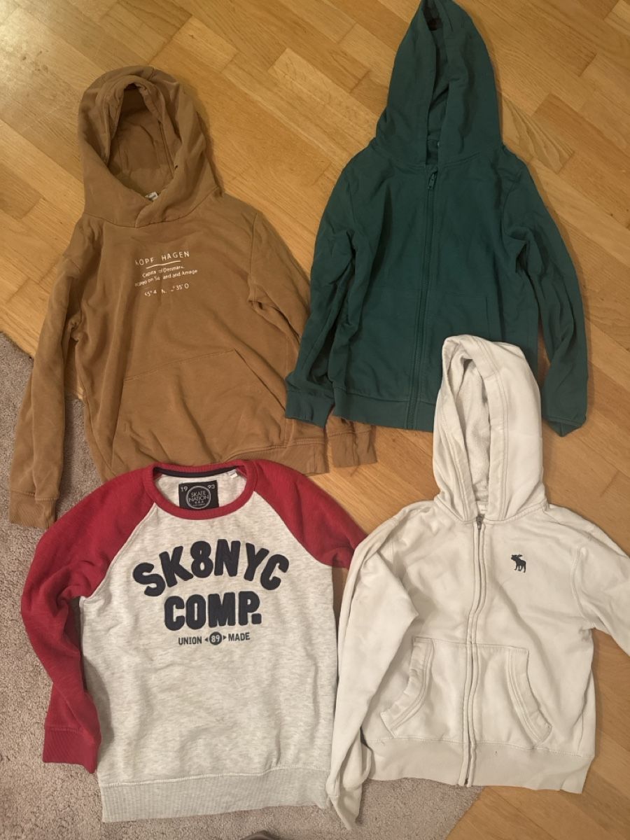 Maglioni & Felpe: 4 Jungen Pullover 134/140 – Usato da Wädenswil venduto da dor_ddx7