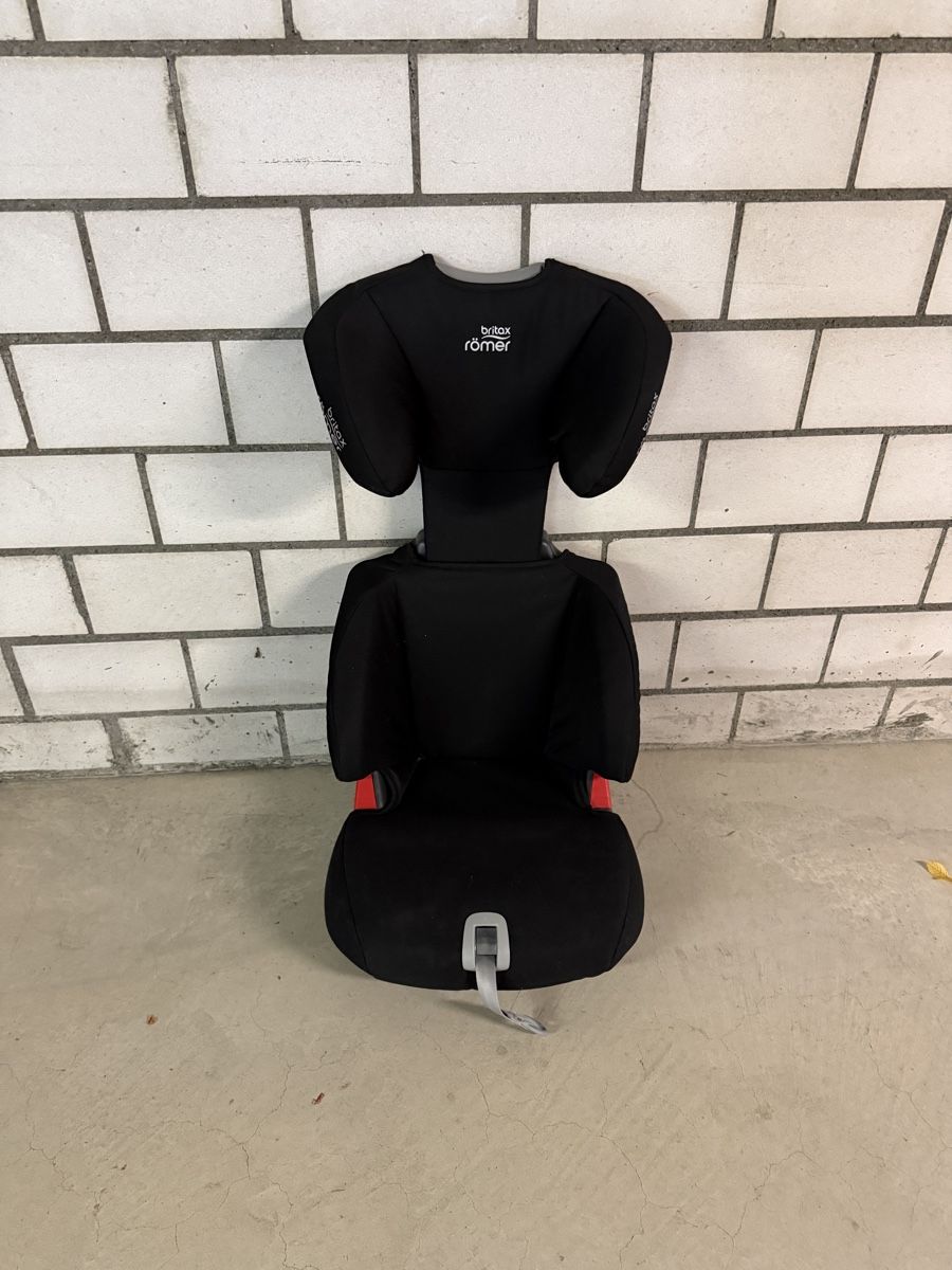 Britax Römer Sièges auto: Kindersitz  – D'occasion à Richterswil par bruno2014 1