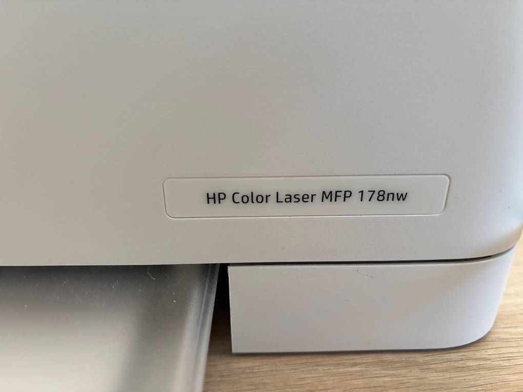 Hewlett Packard Stampanti: HP Laserdrucker farbig – Usato da Walliswil b.Wangen venduto da Tline70 1