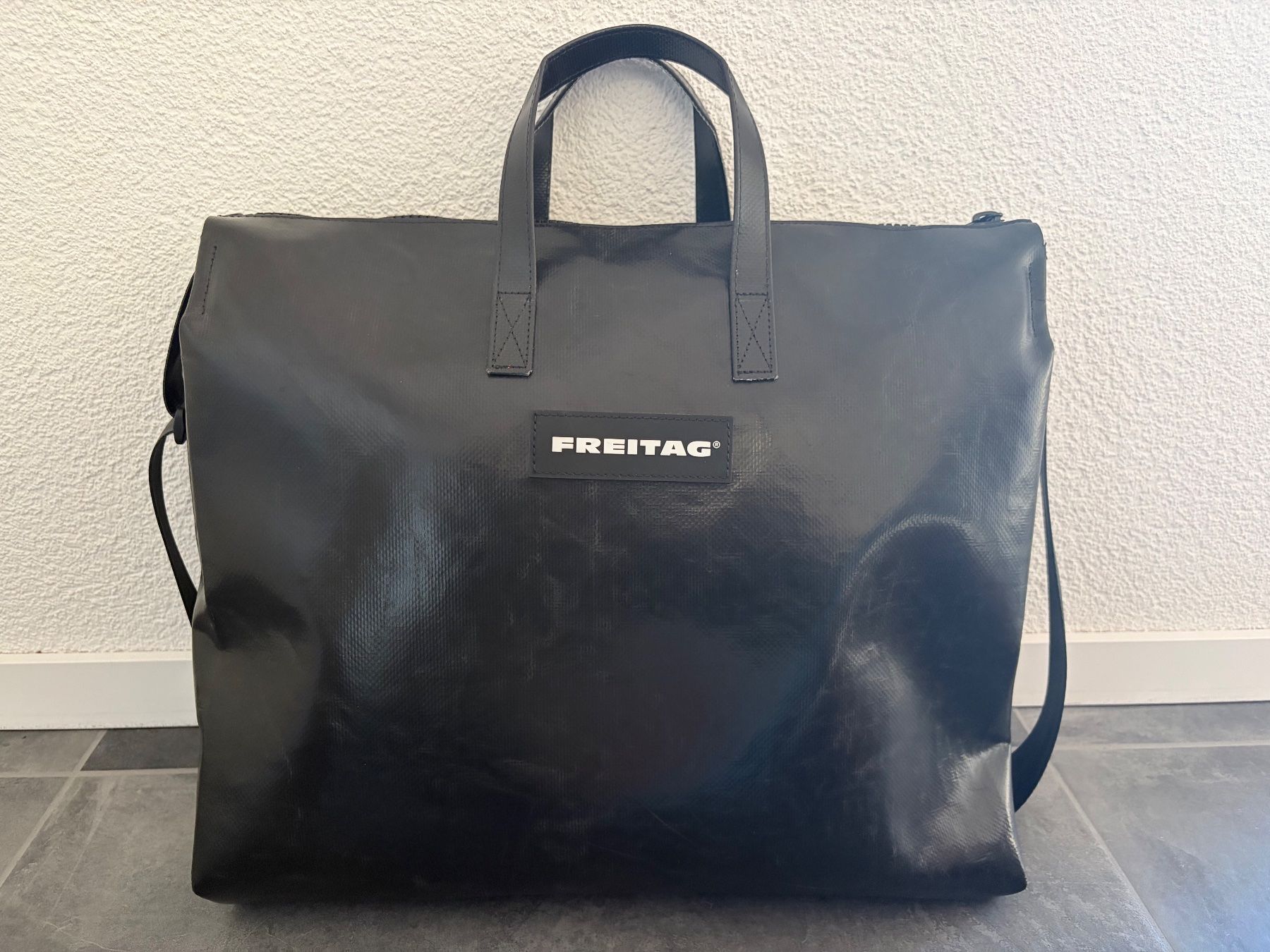 Freitag Borse: Freitag Tilda schwarz inkl. Griffe – Nuovo (secondo la descrizione) da Schnottwil venduto da mariofrey 1