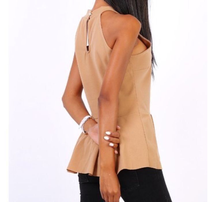 Top: Haut noir ou beige – Nuovo e nell'imballaggio originale da Petit-Lancy venduto da mina222 3
