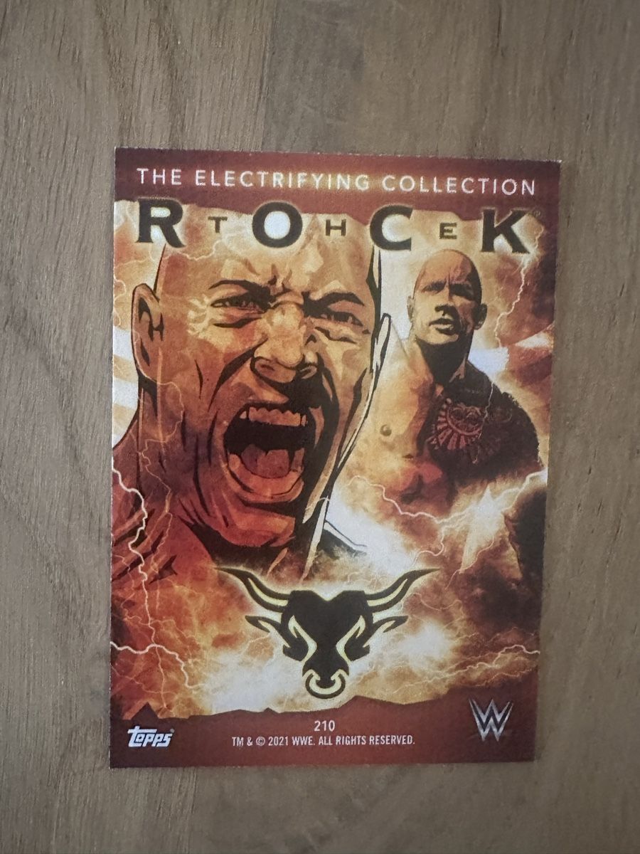 Topps Carte collezionabili: WWE Topps The Rock Electrifying Collection – Nuovo (secondo la descrizione) da Luzern venduto da LuzernTCGLab 1