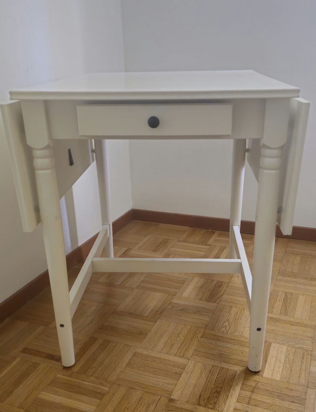 Ikea Tavoli: Ignatorp Klapptisch mit Schublade – Usato da Luzern venduto da TausendD