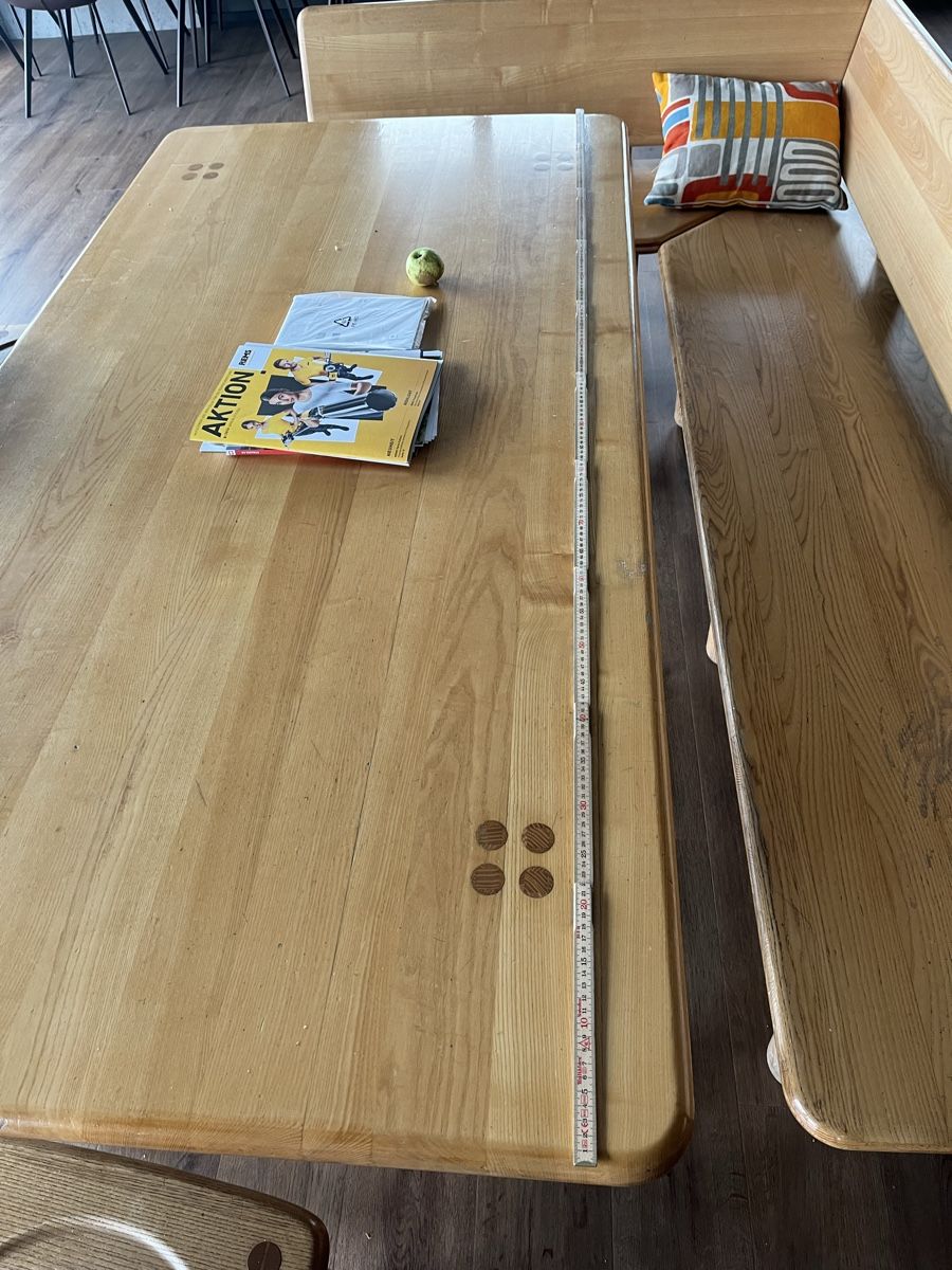 Set di tavolo e panche: Tisch mit Eckbank – Usato da Weggis venduto da kar_cr9d 3