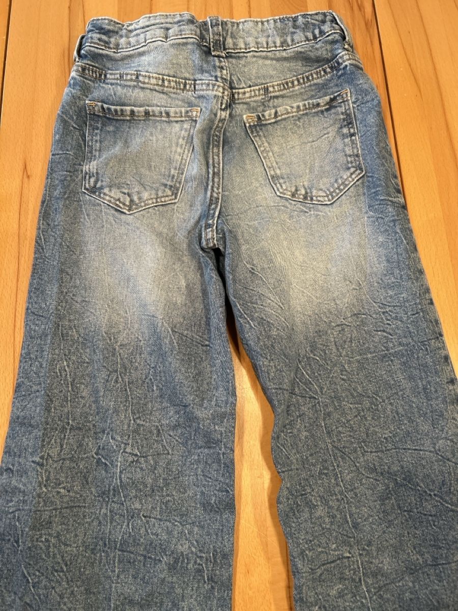 Kleiderpakete & -sets: Mädchen Hosen Grösse 128/134 – Gebraucht aus Dottikon von cimar 4