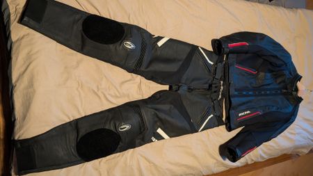 Motorrad Lederkombi für Frauen, Hose Gr.38, Jacke Gr.38