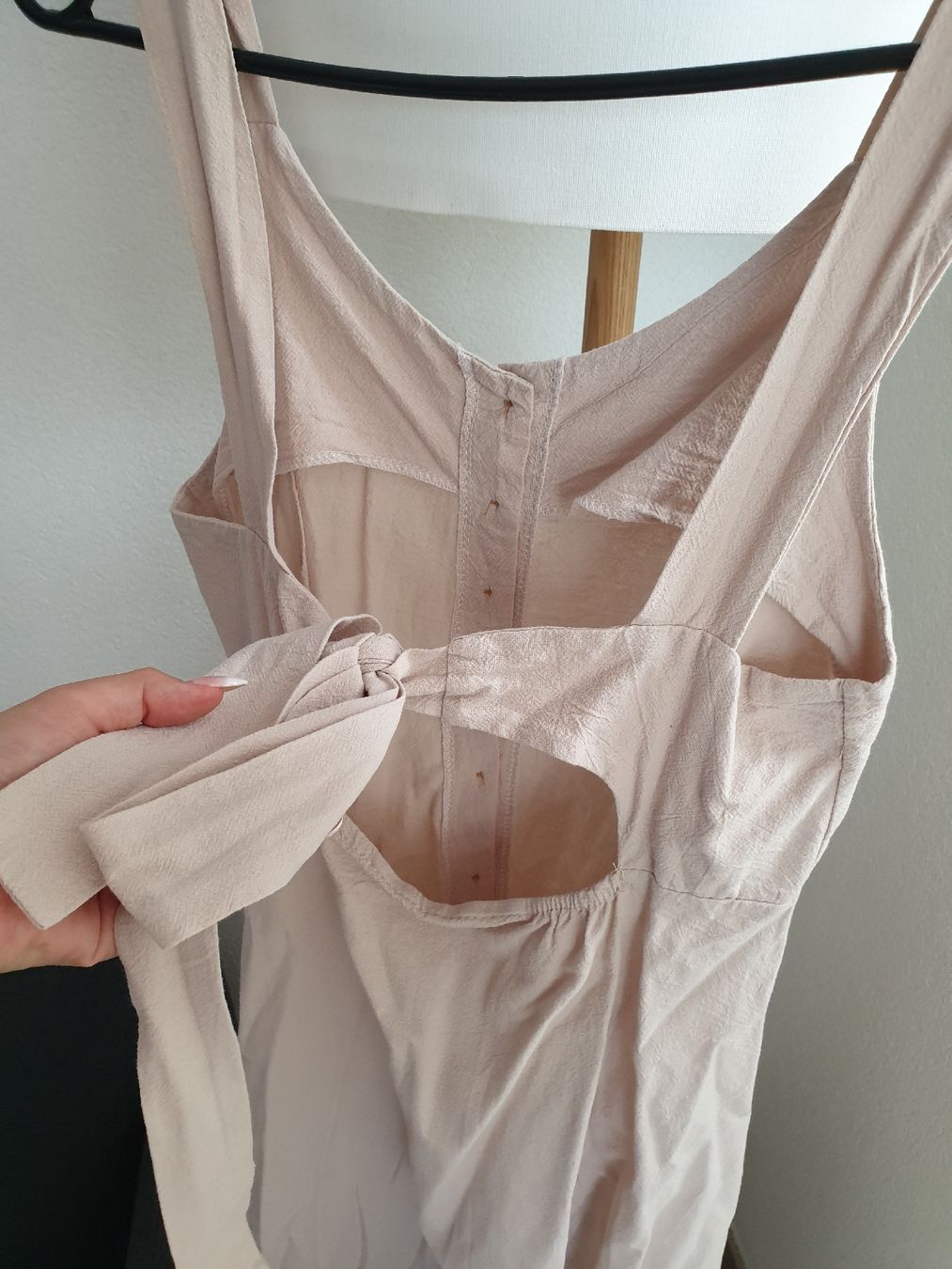 Kleider: Button-Down Tie-Back Midi Dress – Neu (gemäss Beschreibung) aus Aigle von Smagbrelle18 5