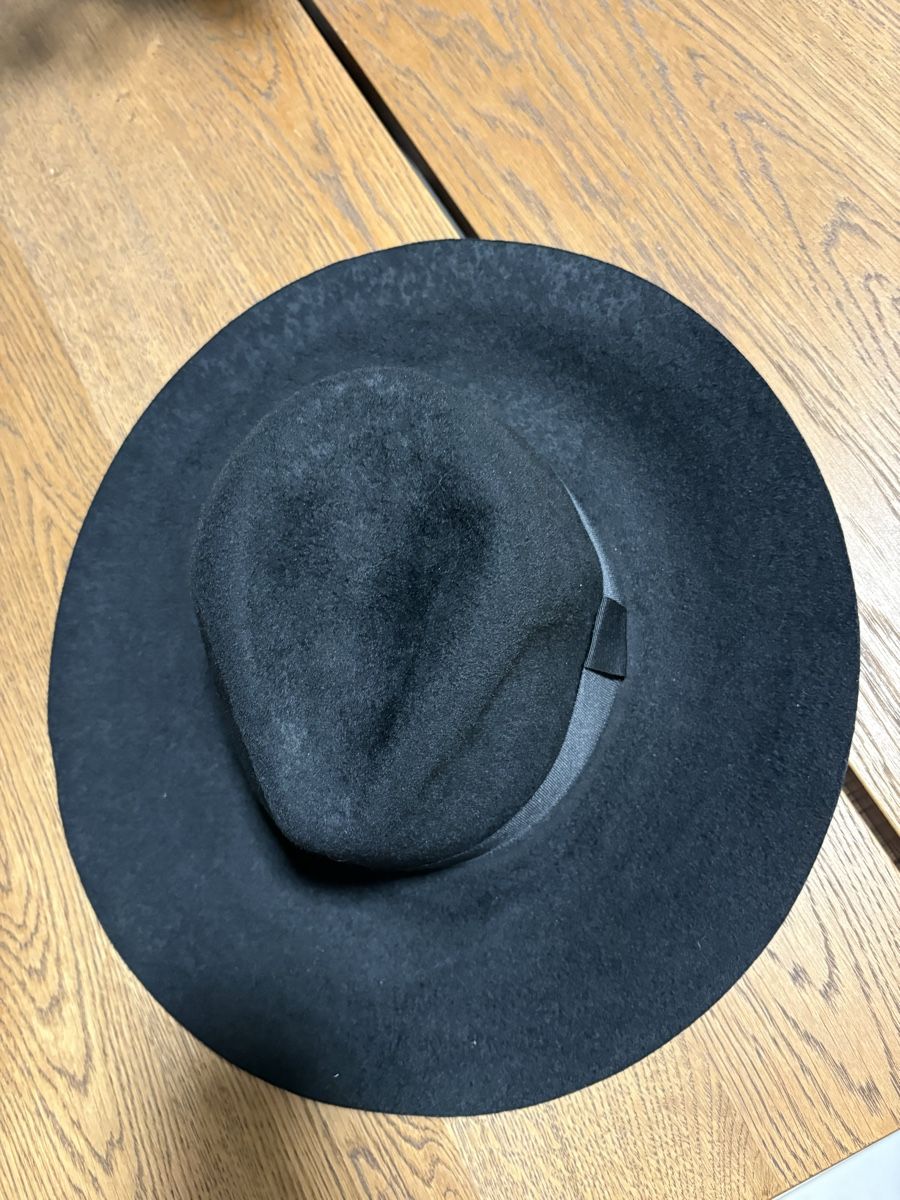 Zara Copricapi, berretti & cappellini: Cappello ampio nero Zara taglia S  – Usato da Mendrisio venduto da ali_72xt
