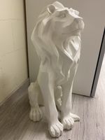 Weisse Löwen Figur