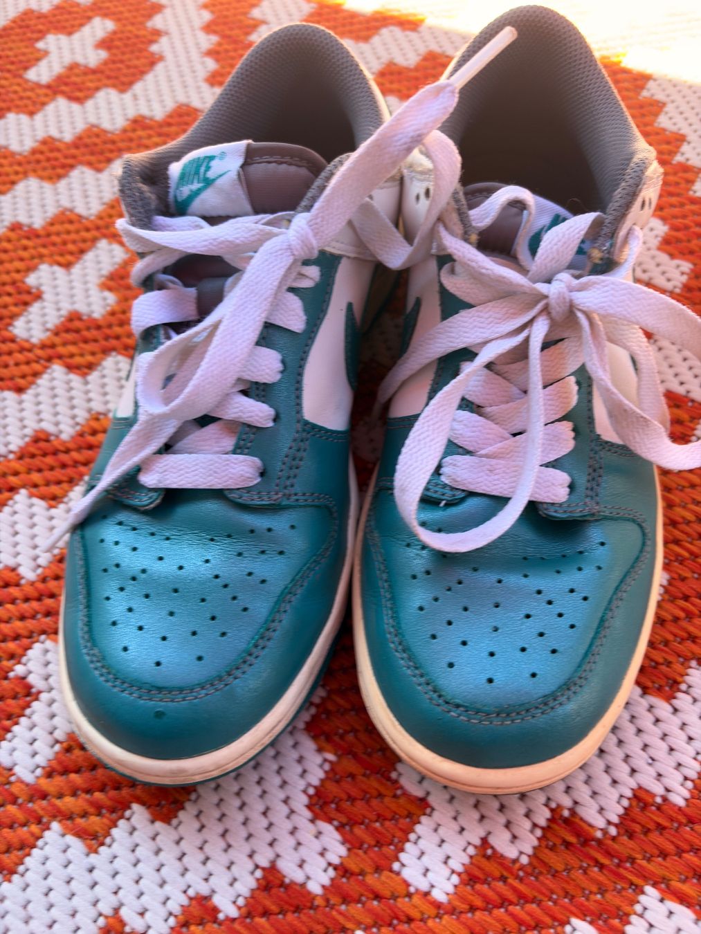 Nike Scarpe da uomo: Nike Dunk Low türkis-weiss, Grösse 39 – Usato da Belp venduto da Federica13 2