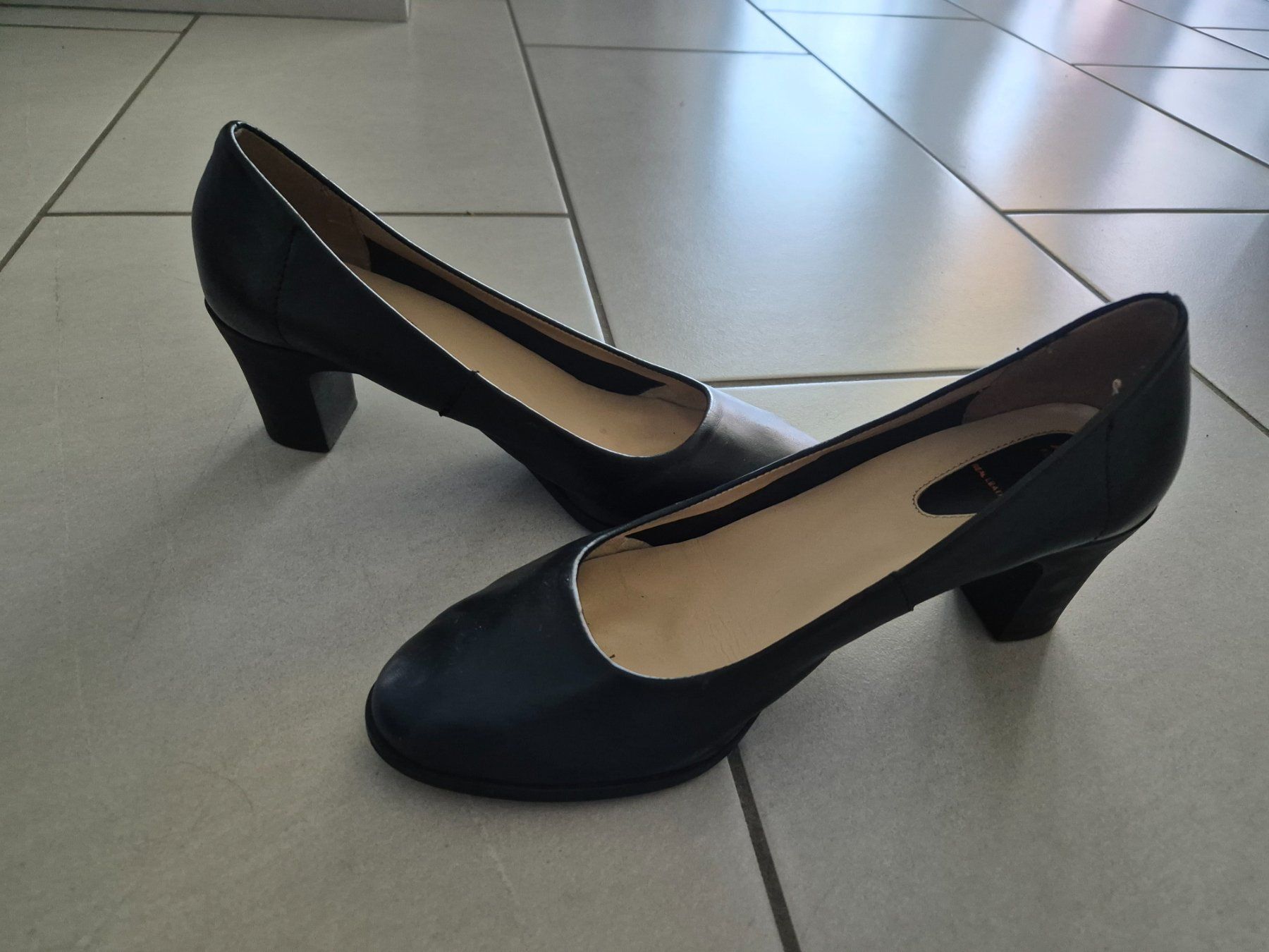 Chaussures femmes: décolleté da donna nere – D'occasion à Breganzona par fus_595v
