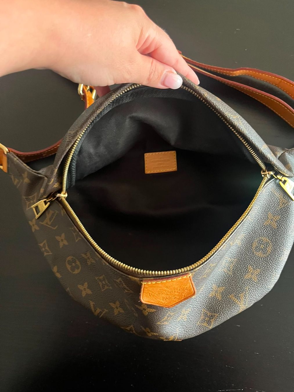 Louis Vuitton Borse: Louis Vuitton Bumbag Monogram Original Top Zustand – Usato da Münsingen venduto da mar_7tkq 7