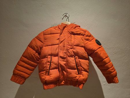 Doudoune Ikks orange chaude pour enfant !