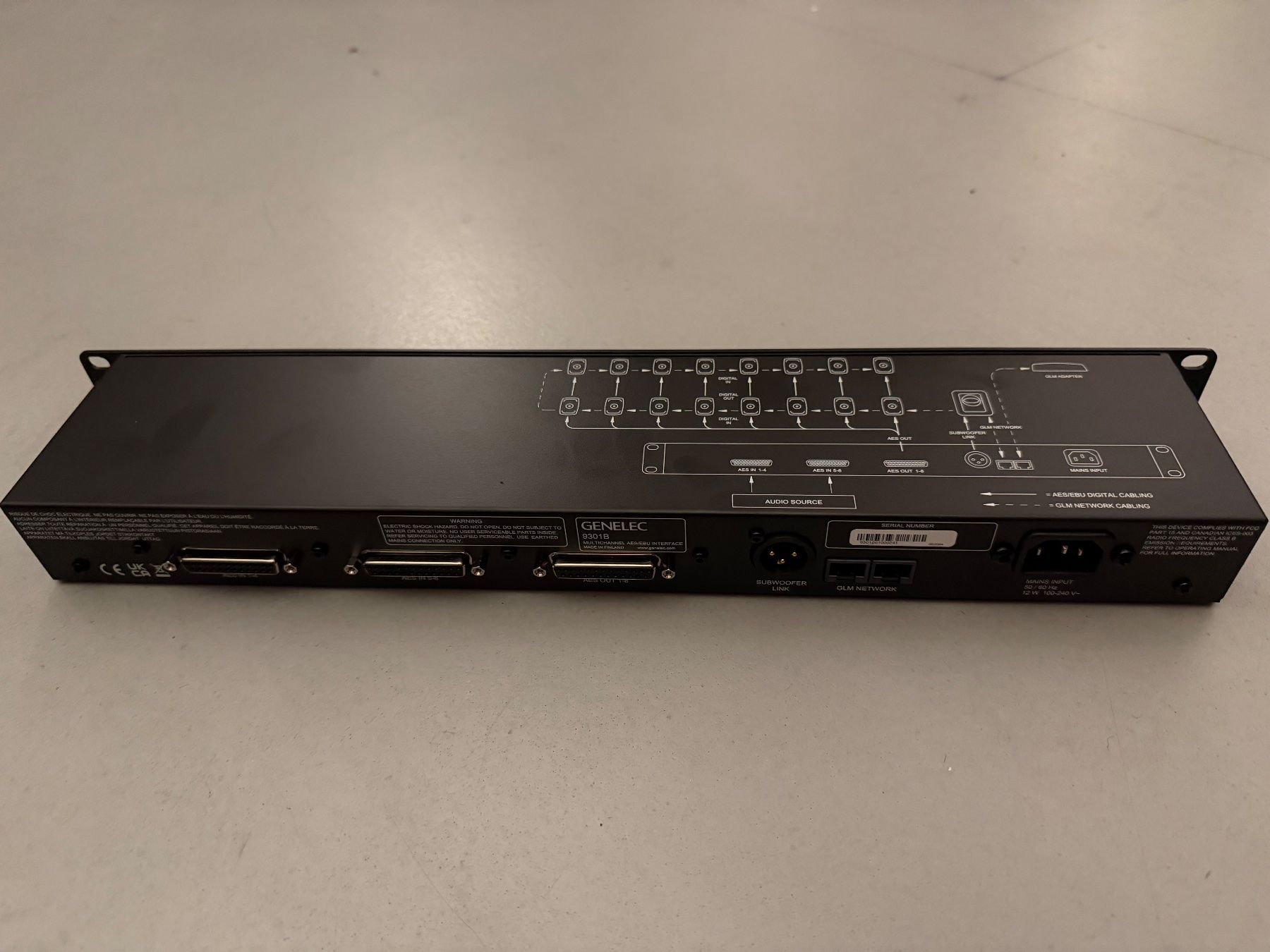 Componenti elettronici: Genelec 9301B AES/EBU Mehrkanal-Interface – Usato da Neuhausen am Rheinfall venduto da stefxyz 1
