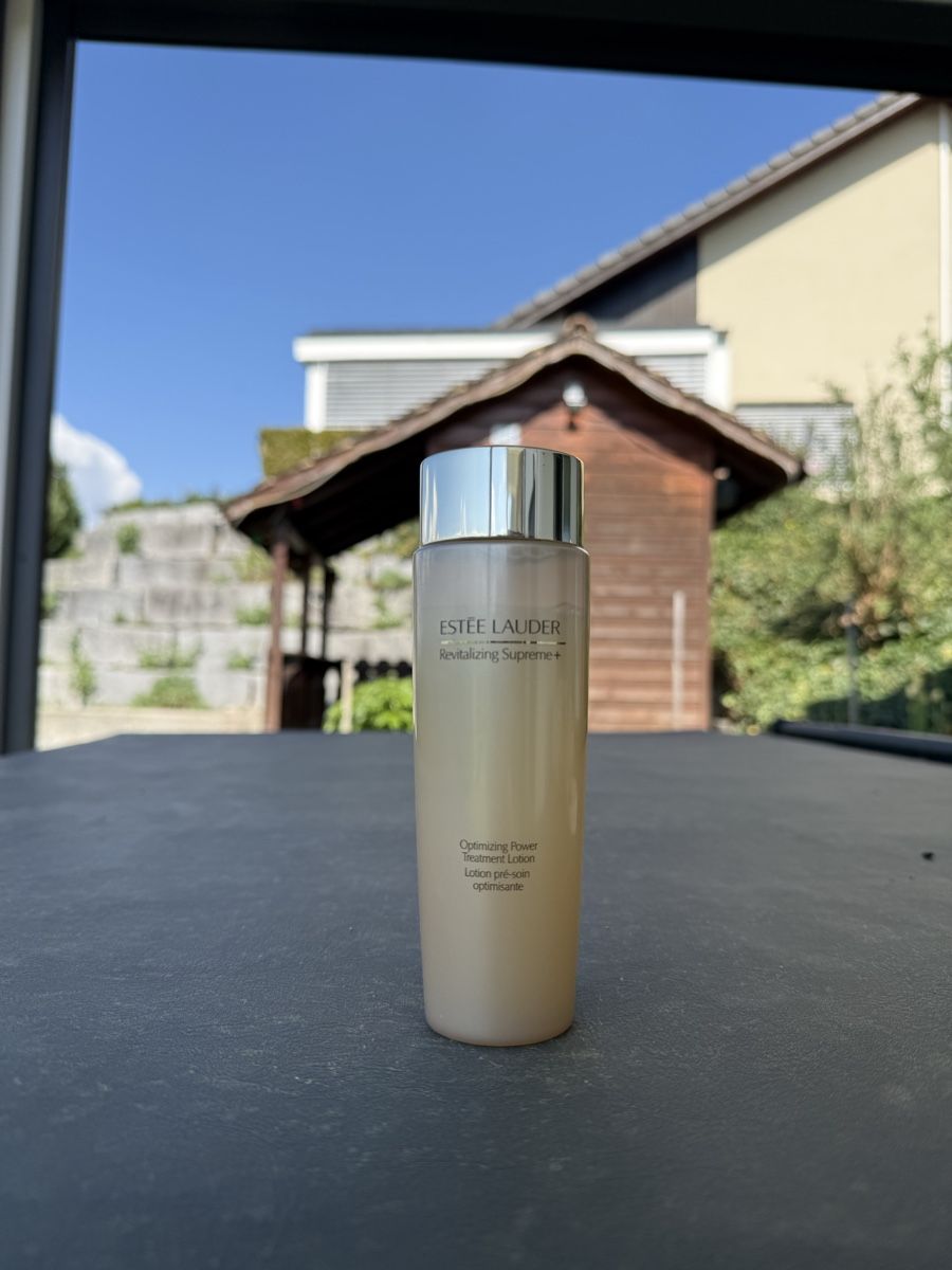 Cura del viso: Estee Lauder Revitalizing Supreme Lotion 200ml – Usato da Bachenbülach venduto da Thaddeus69.