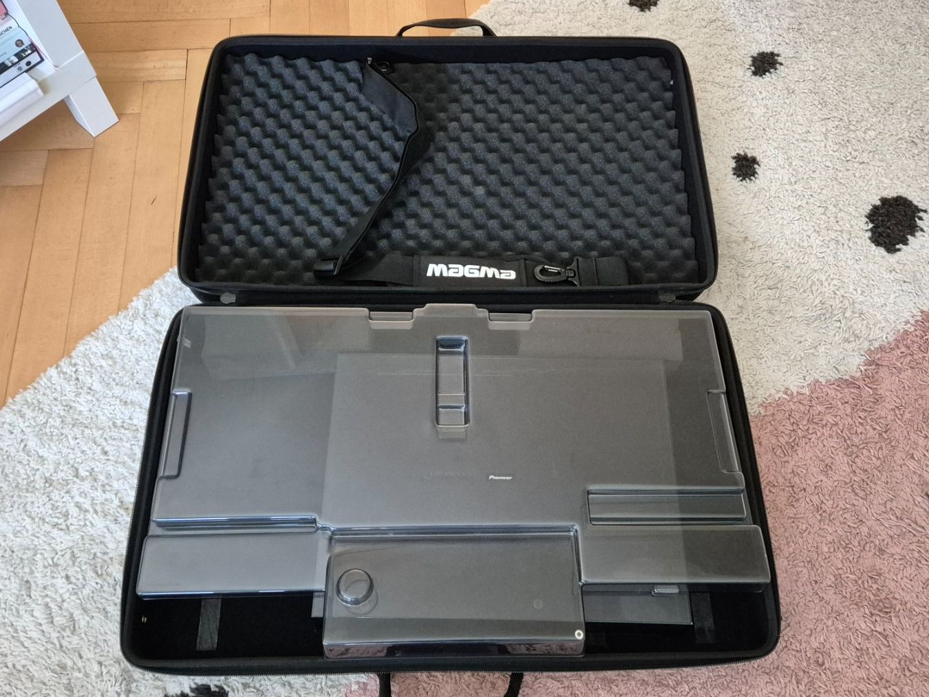 Pioneer Console di mixaggio: Pioneer DJ XDJ-RX2 mit Magma Case – Usato da Luzern venduto da sil_6py5 1