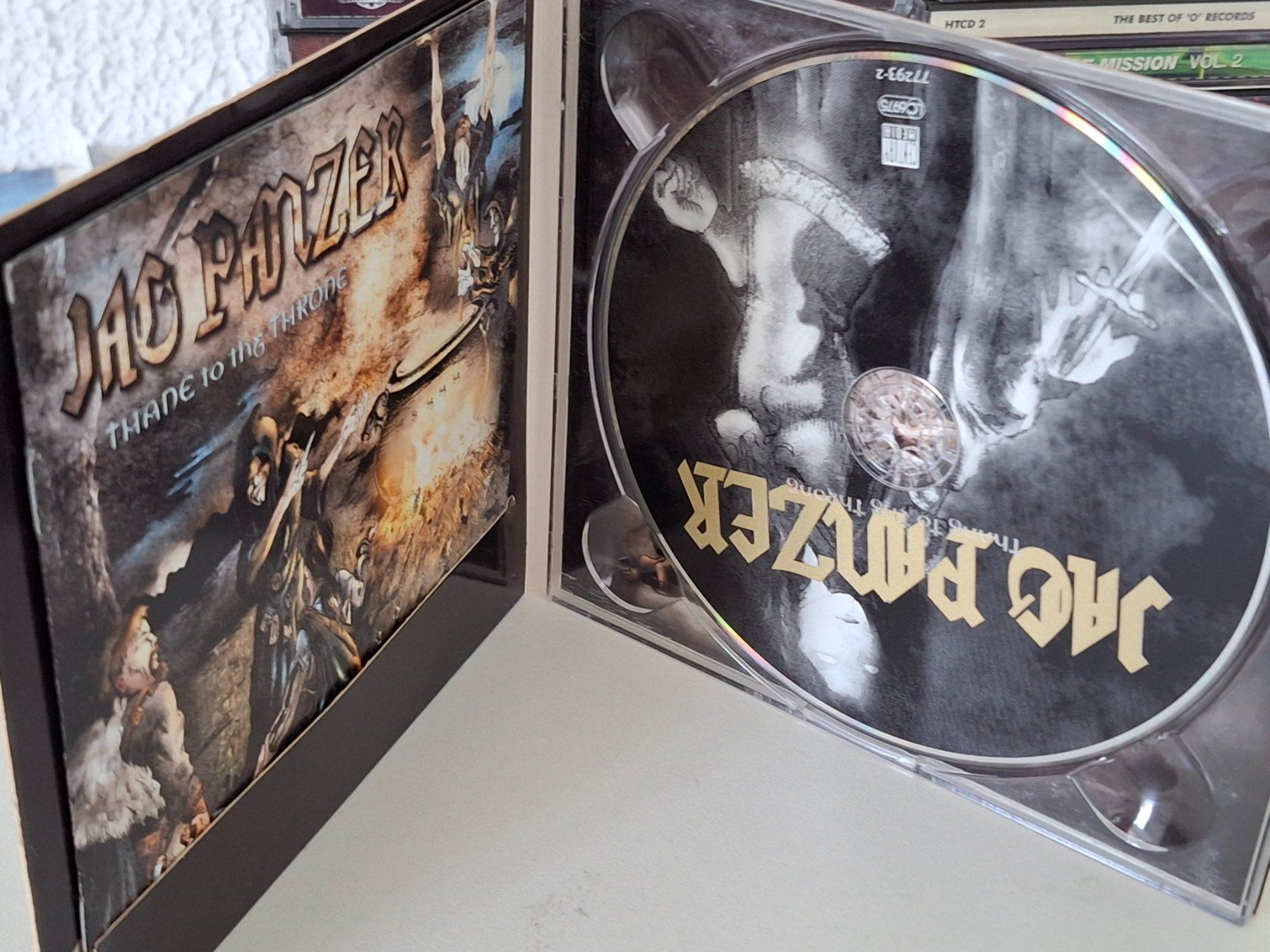 CD: CD Jag Panzer - Thane To The Throne - – Usato da Aarberg venduto da Jackup1 2