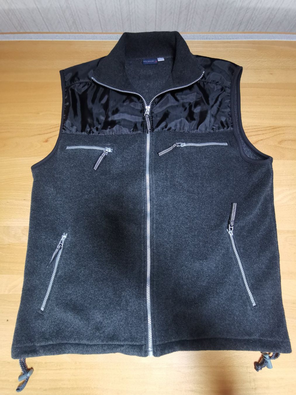 Gilet & Giacche: Weste NICK TAYLOR – Usato da Seuzach venduto da NaehdesignMirjam 2