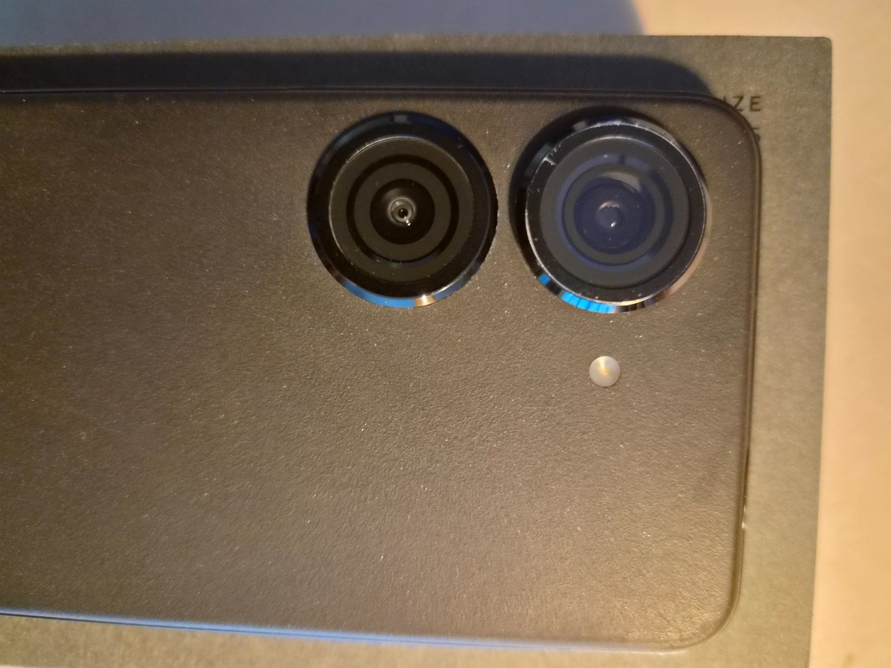 Asus Telefoni cellulari / Smartphones: Asus Zenfone 9 – Usato da Lützelflüh-Goldb venduto da alb_d9cx 5