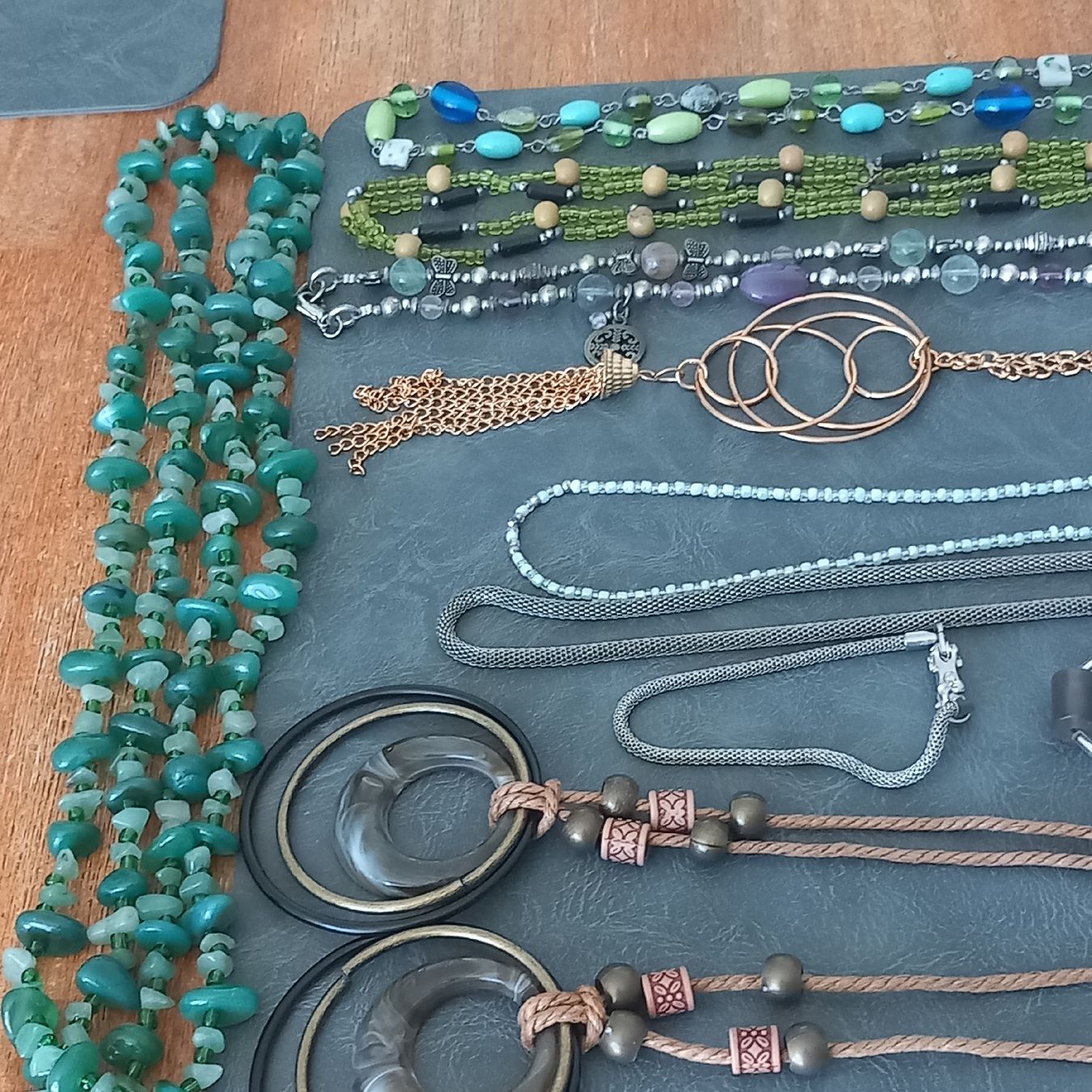 Altri gioielli: Konvolut: Mode Schmuck Halsketten – Usato da Aegerten venduto da gismolini 3