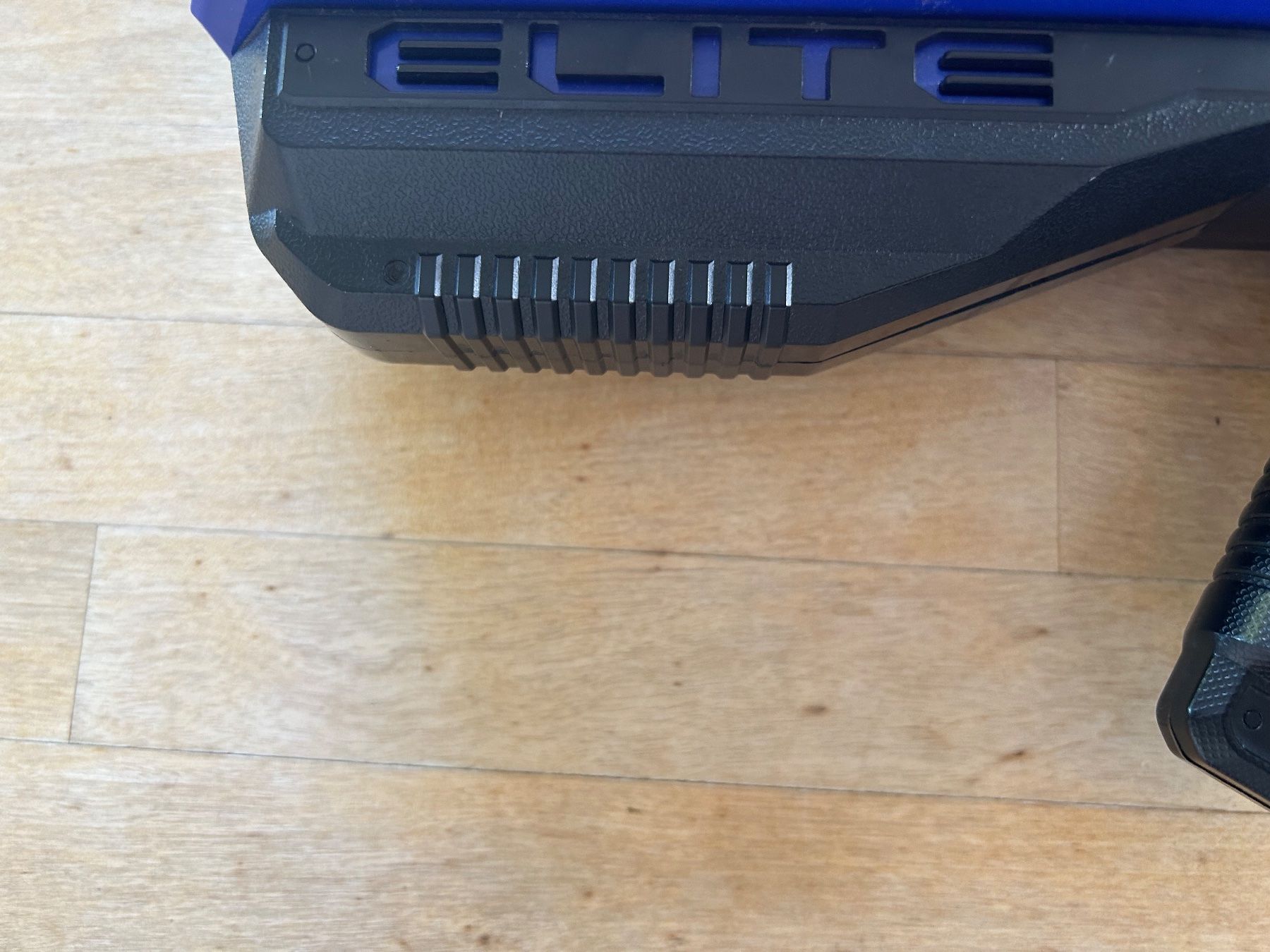 Nerf Spielzeuge: Pumpgun Elite Nerf – Gebraucht aus Einsiedeln von Riet80 2