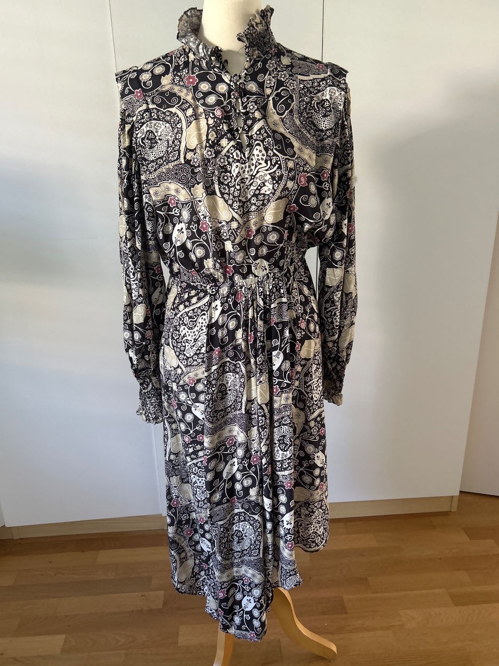 Vestiti: Etoile Marant dress Gr.S – Usato da Feuerthalen venduto da Anna_Swift 1