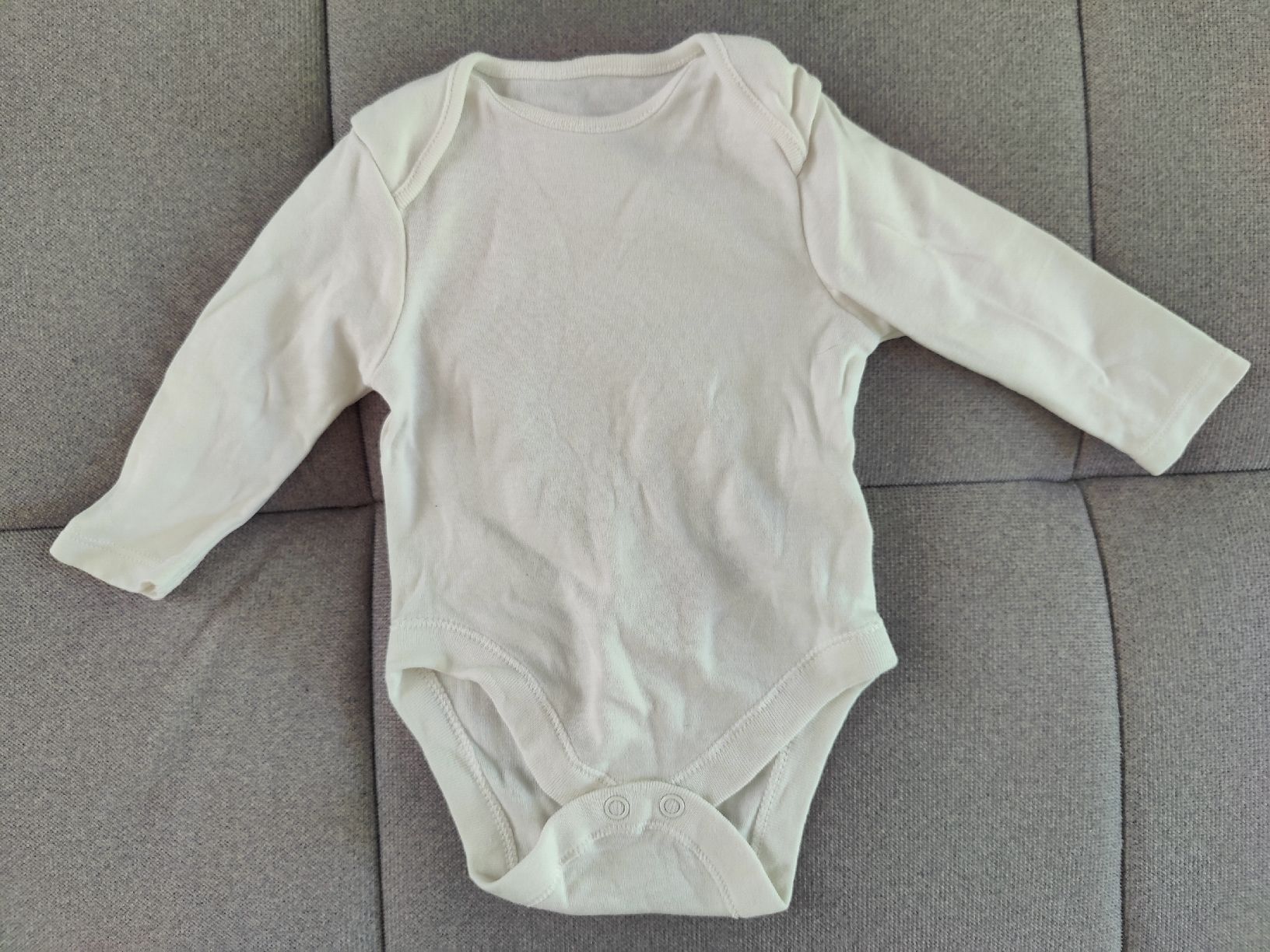 Kleiderpakete & -sets: 7-er Baby Body – Gebraucht aus Wetzikon ZH von mar_5xmy 3
