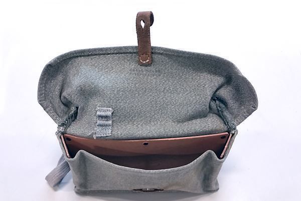 Uniformen & Effekten: Schweizer Armee Kartentasche aus Stoff – Gebraucht aus Stansstad von Antikmarkt6362 3