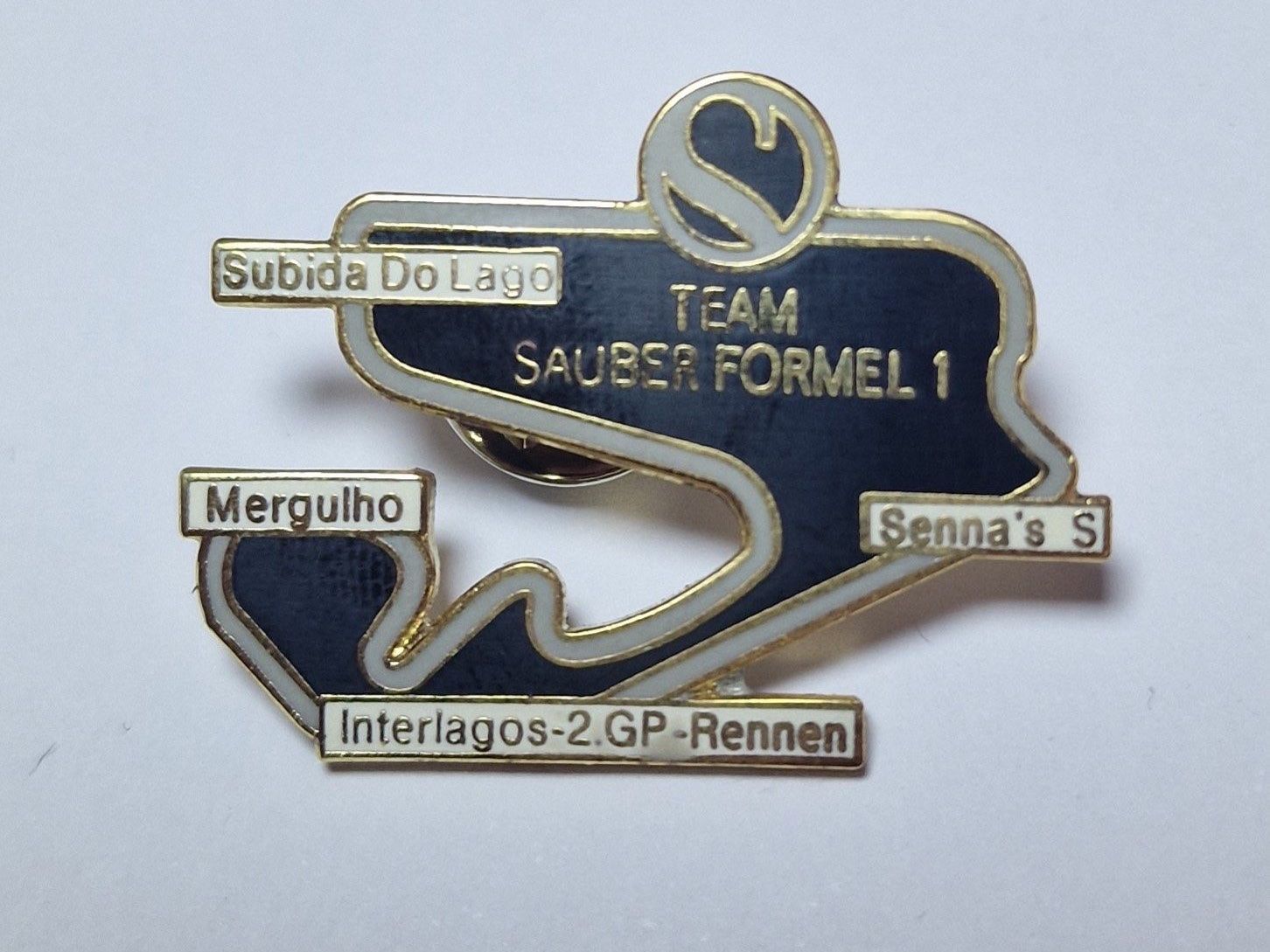 Placchette & Badge: Formel 1 Team Sauber Rennstrecken Pin's – Usato da Mitlödi venduto da Raphy1996 1