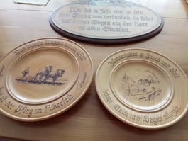 2 HOLZTELLER BRANDMALEREI, HOLZSPRUCHTAFEL