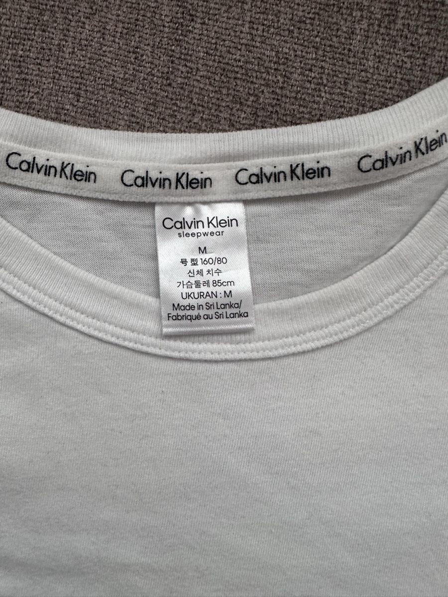 Calvin Klein T-Shirts: Calvin Klein T-Shirt Gr.M – Gebraucht aus Mels von ricoshop 2
