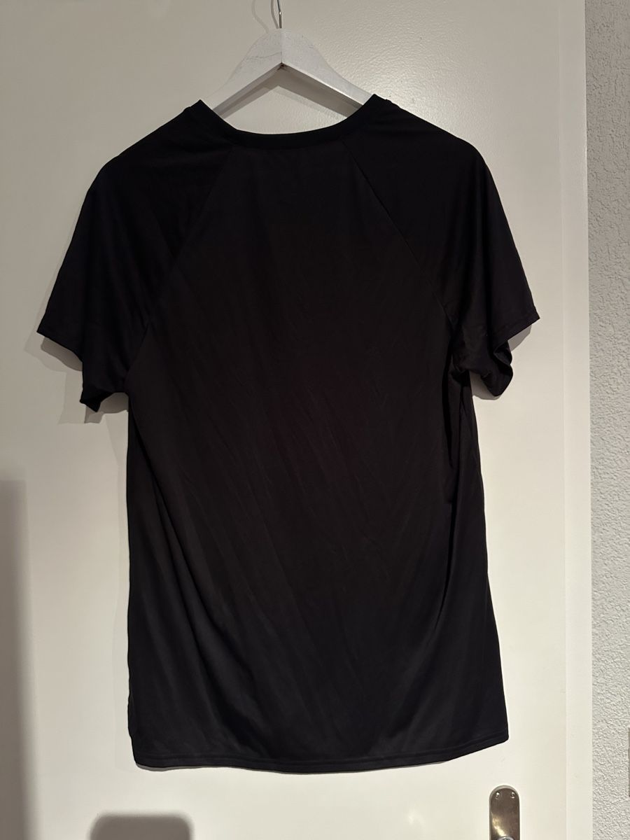 T-shirt: 2 Stk. Funktionswäsche Tshirt – Usato da Flumenthal venduto da pandaa1 1
