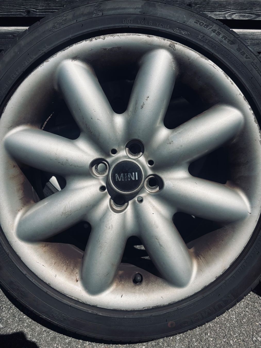 Mini Cerchioni: Mini One Pneus inkl. Felgen – Usato da meiringen venduto da Vlinder01
