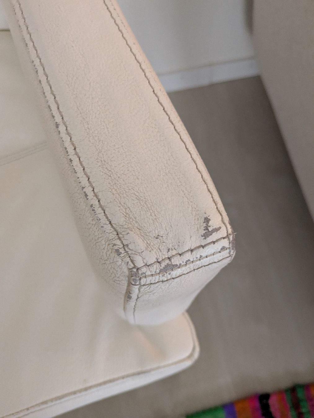 Poltrone: Comfortable White Leather Armchair - Perfect for Winter! – Usato da Adliswil venduto da aborzych 2