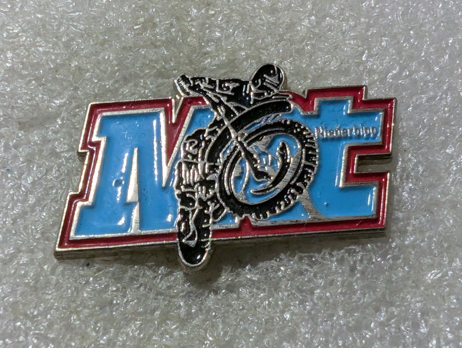 Placchette & Badge: Ansteckpin 162: – Usato da Oppligen venduto da Pin-Fall-Shop