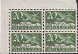 1923, F4 Viererblock mit Bogenrand tadellos postfrisch **