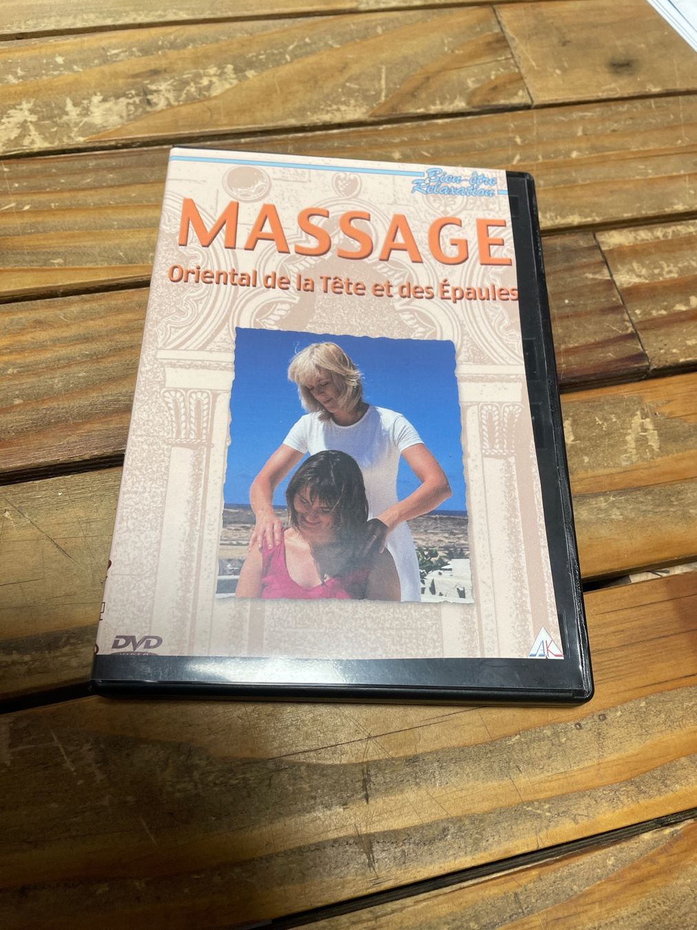 Tutti i DVDs: DVD massage oriental tête et épaules – Usato da moudon venduto da faucheur2