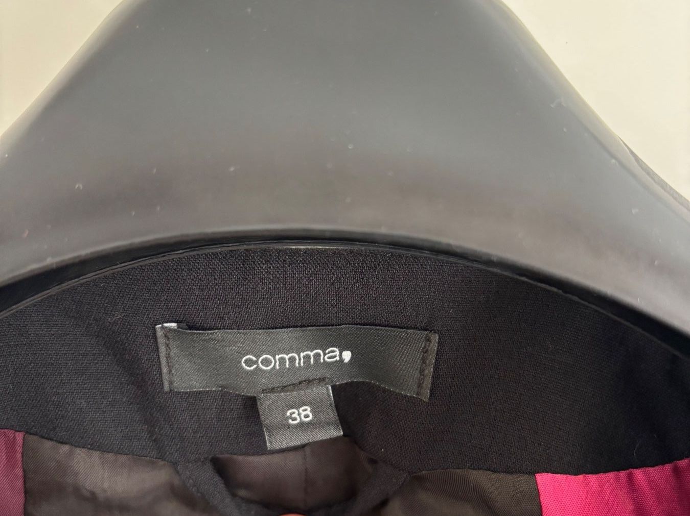 Comma Jacken: Schwarzer Commuter Blazer von Comma, Grösse 38 – Neu (gemäss Beschreibung) aus Pfaffhausen von frickda 3
