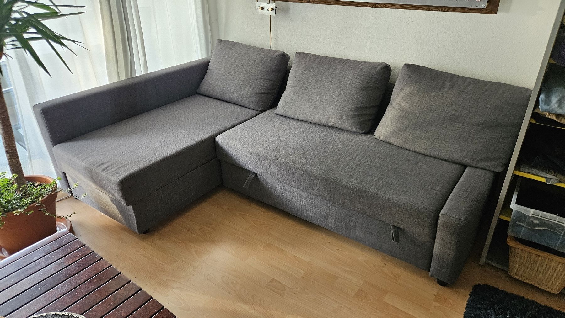 Ikea Divani: IKEA Friheten Eckbettsofa / Bettsofa – Usato da Volketswil venduto da Jean-Luc_