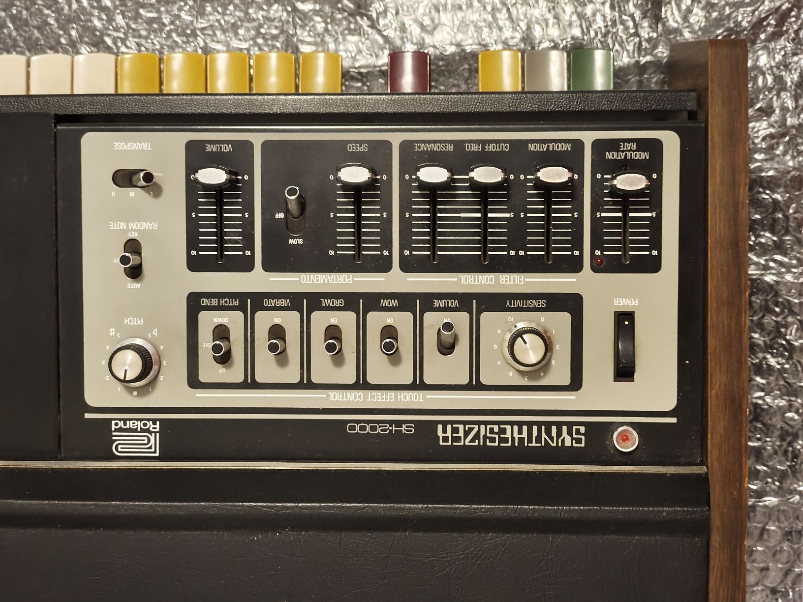 Roland Instruments de musique: Roland SH-2000 Synthesizer 1974 – D'occasion à Zürich par sinusco 5